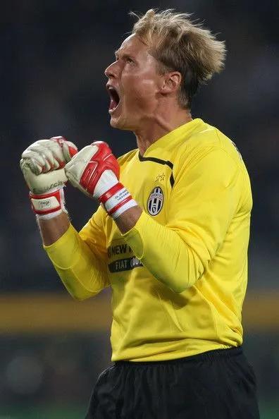 意甲第一轮ac米兰锡耶纳,忆意甲追溯摩德纳队的意甲征战史