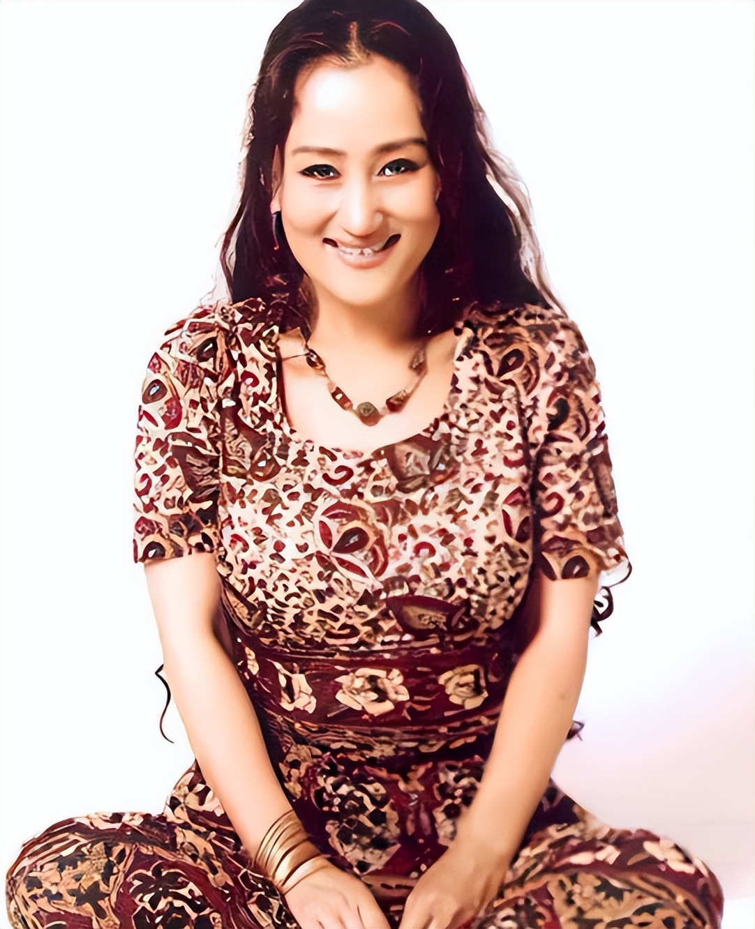 景岗山个人近照,景岗山年轻个人资料