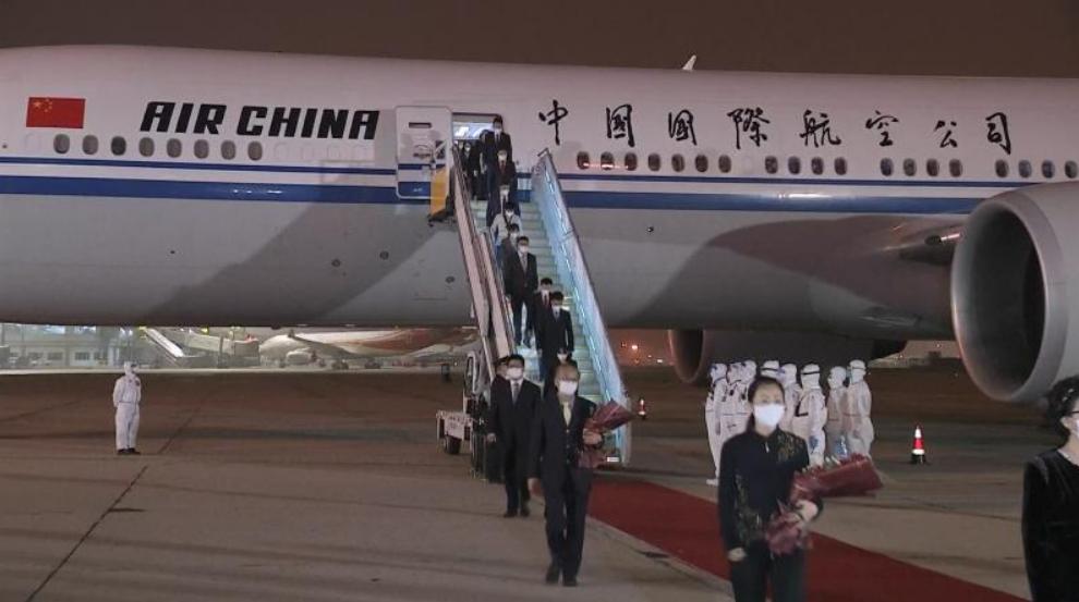 19年天津小伙踢场足球，换来个乌克兰美女硕士做老婆，如今咋样