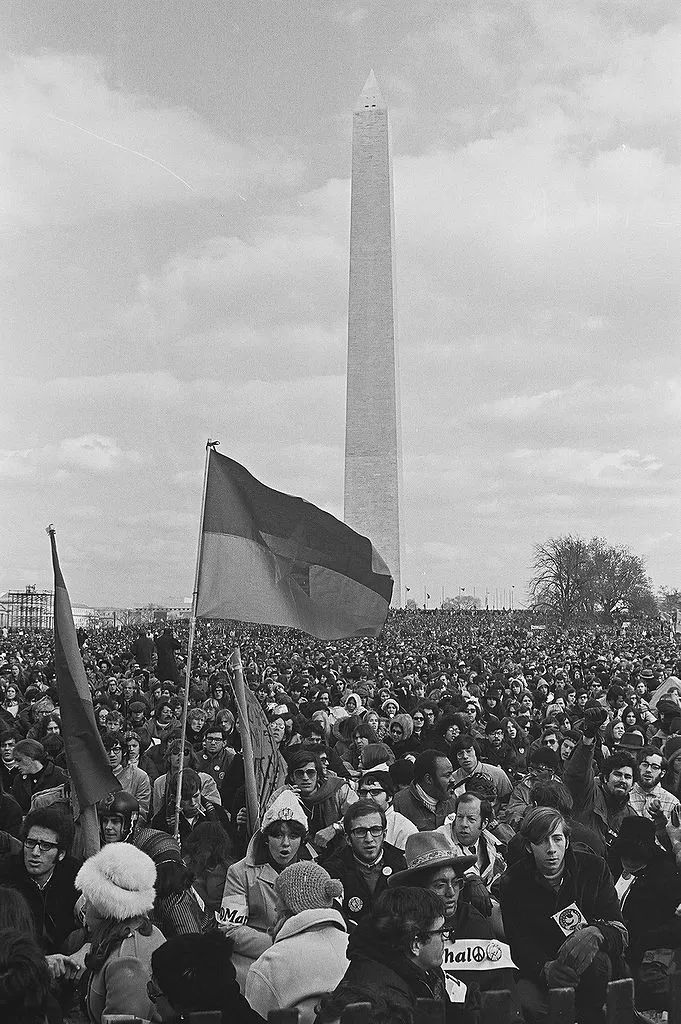 CIA的*器武**、嬉皮士的圣物，美国人为啥喜欢有药一起嗨？