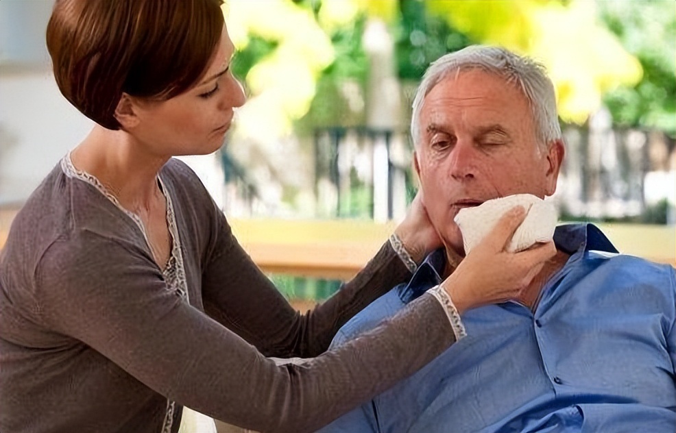 男人每天坚持踮脚尖的八个好处,每天坚持踮脚一个月会有哪些好处
