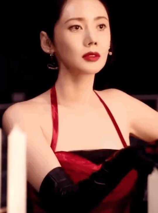 浪姐秋瓷炫跳舞,唱跳双废