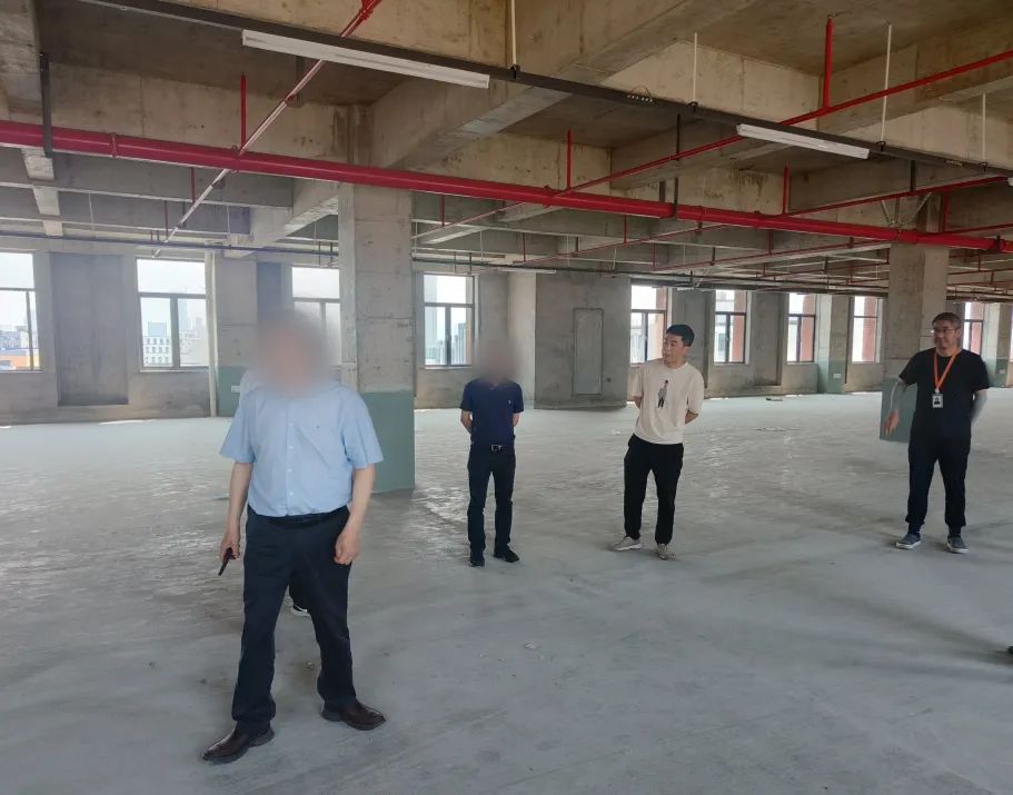 全国知名创新保健药品全产业链扩建项目方实地考察浙江某地方政府