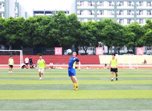 足球缘,绿茵情缘足球队