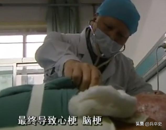 17岁女孩放弃高考捐骨髓救母亲,18岁女儿放弃高考捐骨髓救母亲