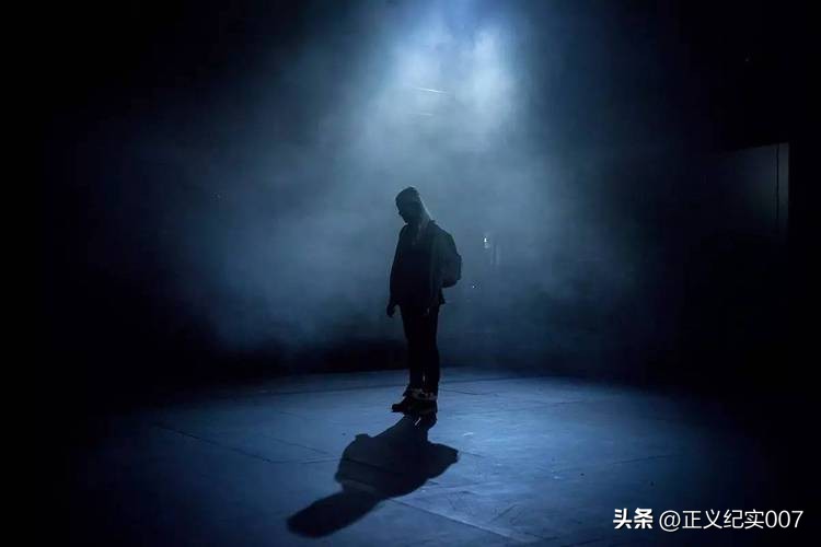 18岁少年与富二代发生冲突结果,18岁少年与富二代发生冲突原因