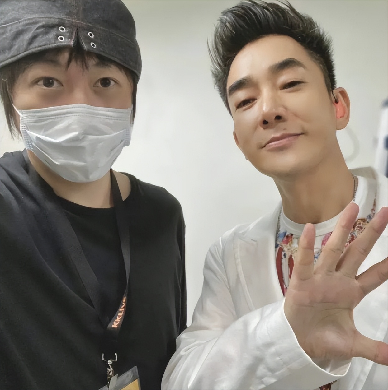 56岁任贤齐照片曝光,2024年任贤齐多大了