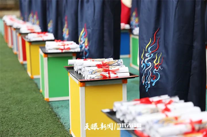 小学开学典礼暨开笔礼,小学开笔礼活动会场布置