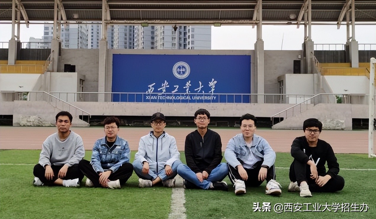学霸扎堆！西安工大惊现“神仙寝室”，5人一同升学深造