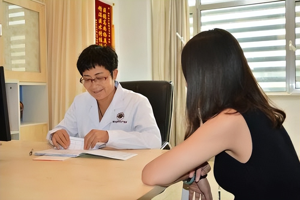 “裙子掀起来，躺上去”，让人面红耳赤的妇科检查，你做过几个？