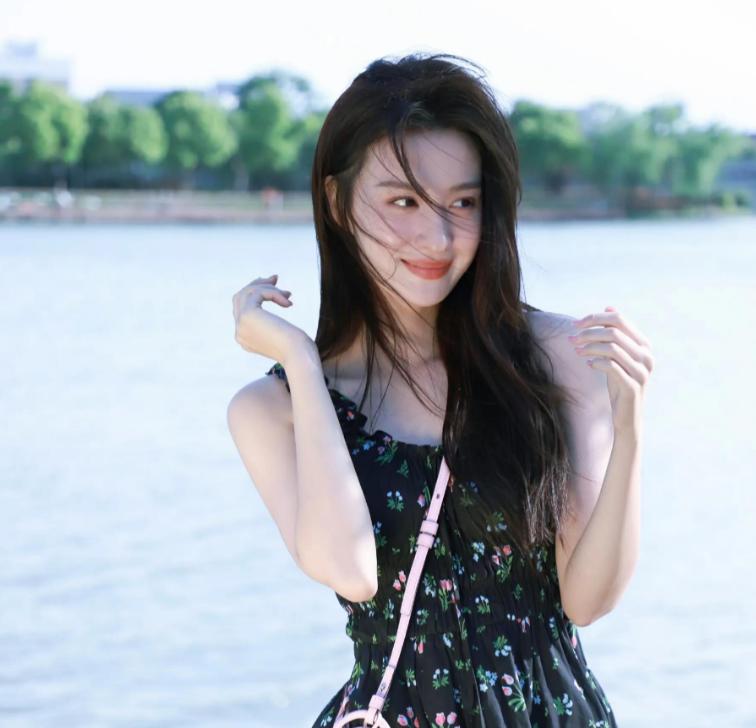 谷岳与侣行夫妇,探险家谷岳简介