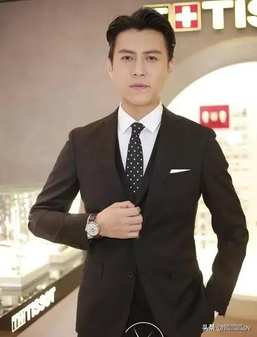 国家点名表扬的8位明星小视频,被央视点名表扬的年轻明星