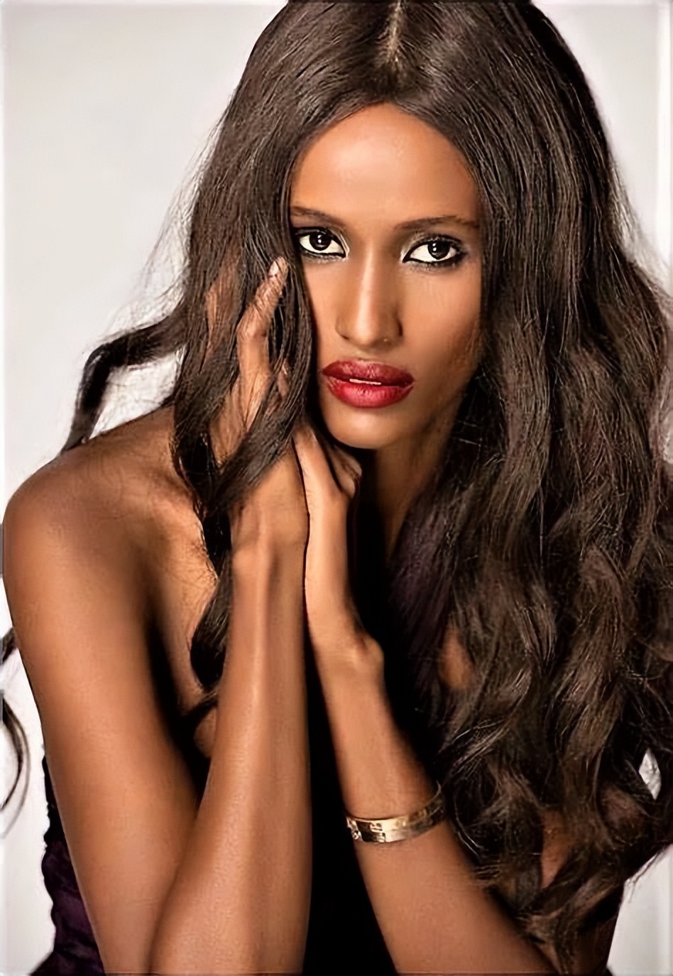 碧昂丝演唱会几个小时,碧昂丝一场演唱会1亿美元