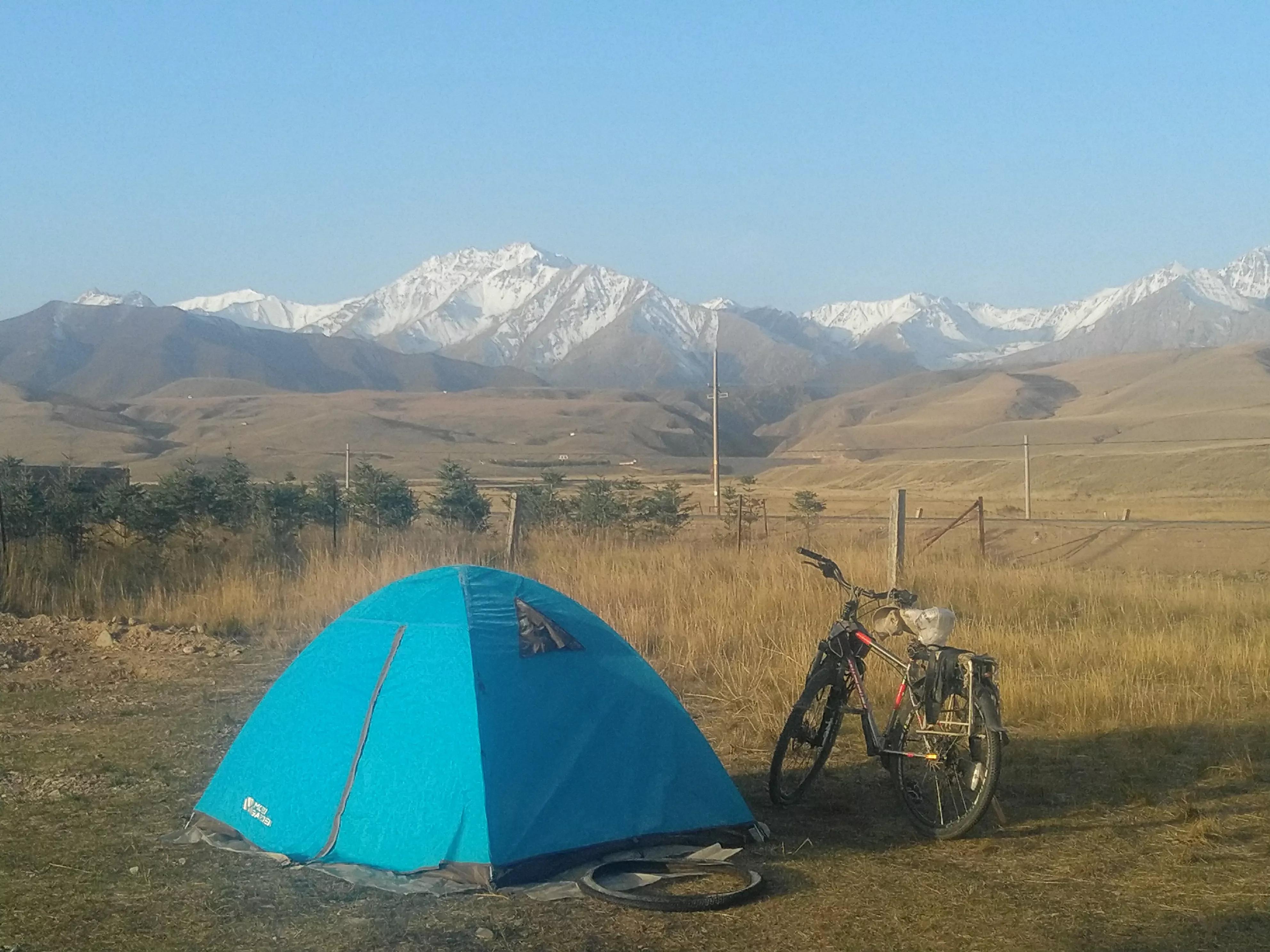 从甘肃翻越祁连山到青海,从肃北到青海沿途风景