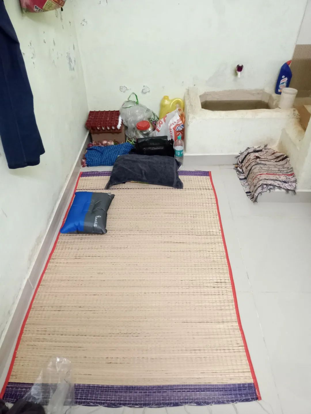 集中营六记,集中营逃亡7年