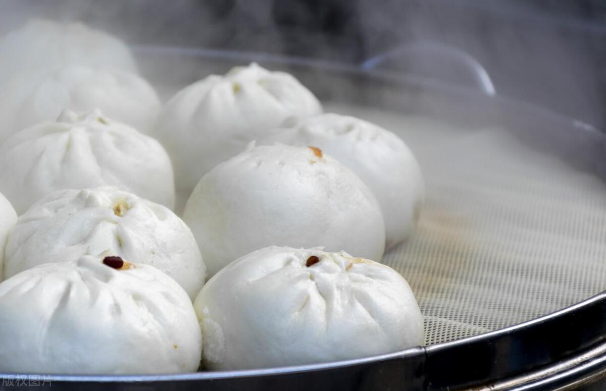 四川老板开早餐店利用“免费包子”一年收款78万，快来学学套路