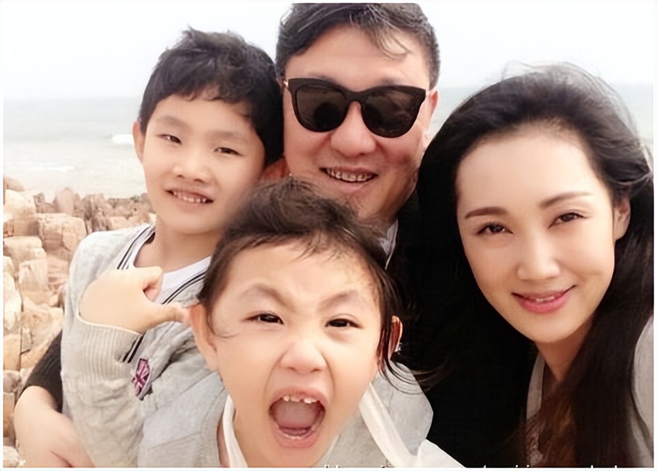 王燕和她丈夫韩磊,韩磊终达所愿完整版