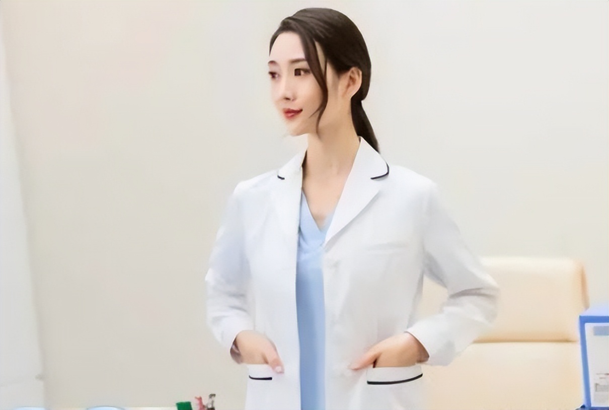 未来十年女生好就业的专业，前景好且收入高，家有女生可多留意