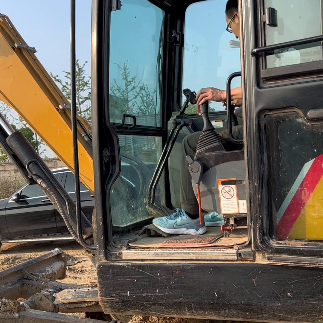 三一55跟三一60哪个好,19年三一55机跟60机有什么区别吗