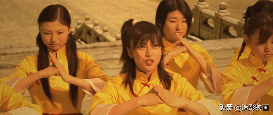 周星驰的少林足球电影完全版,少林足球这部电影获得怎样的评价