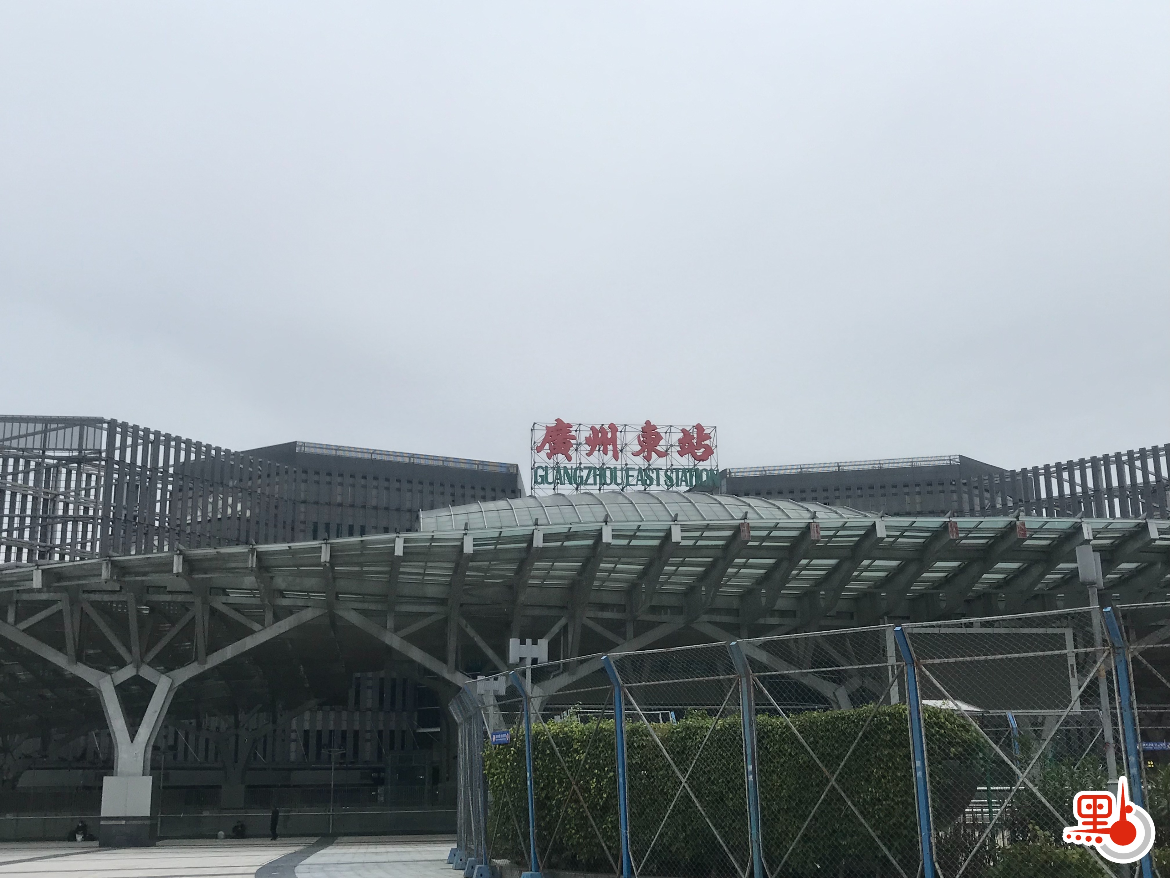 限额1万，香港人抢疯了！