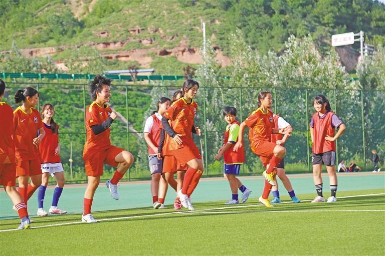 志丹足球奔跑在绿茵场,志丹原创歌曲