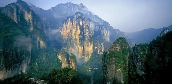 浙江必游的十大景点推荐,浙江旅游必去十大景点推荐