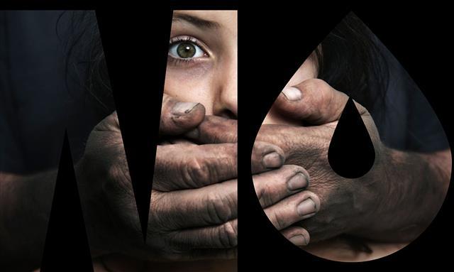 女大学生酒醉被强奸，以为做*梦春**热情配合，纳闷这梦怎么那么真实