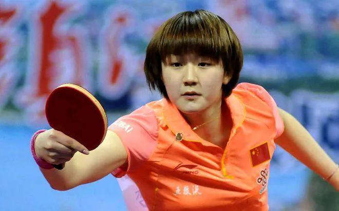 世乒赛马龙王曼昱3-0完胜,乒乓进四强