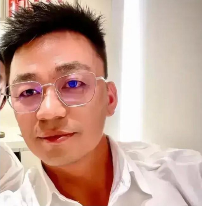 王宝强与马蓉离婚后的生活对比,王宝强离婚给马蓉分了多少钱