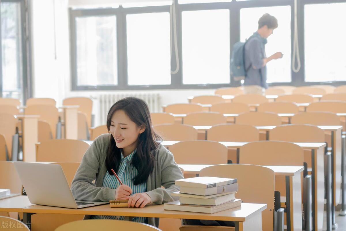 “飞虫”之扰，明教育之道|教育笔记