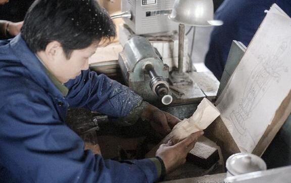 上班族真的很无奈,怎么解决上班族的烦恼