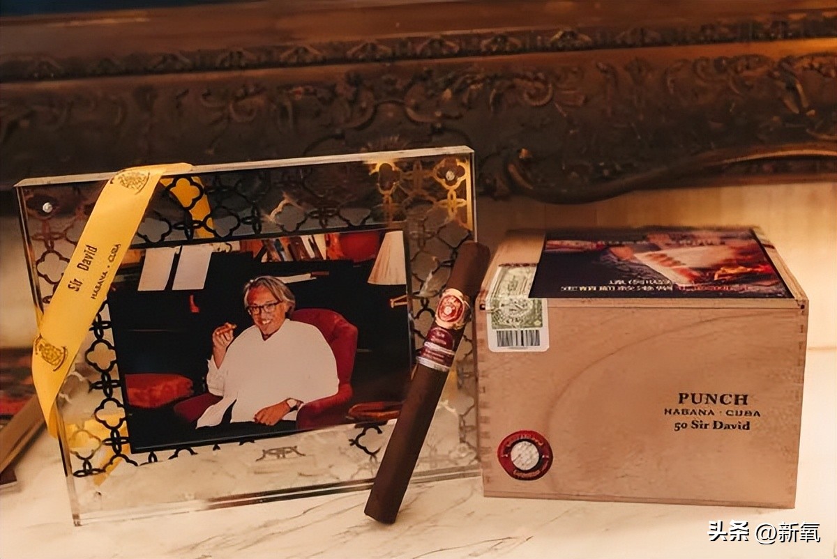 香港最后一位贵族是谁,香港最后一个太平绅士