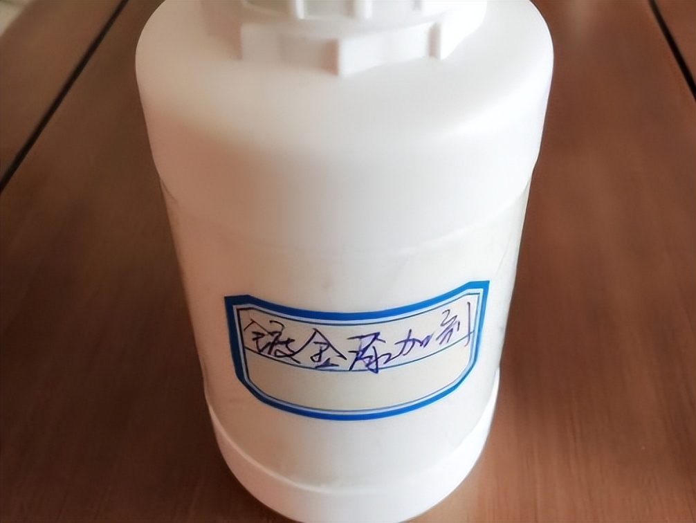 滚镀镀金液配制配方,镀金液怎么调配的