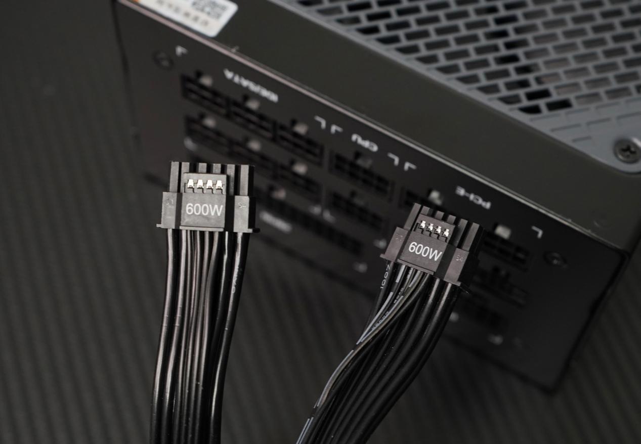 白色电源850w全模组atx3.0质保10年,10年质保atx电源