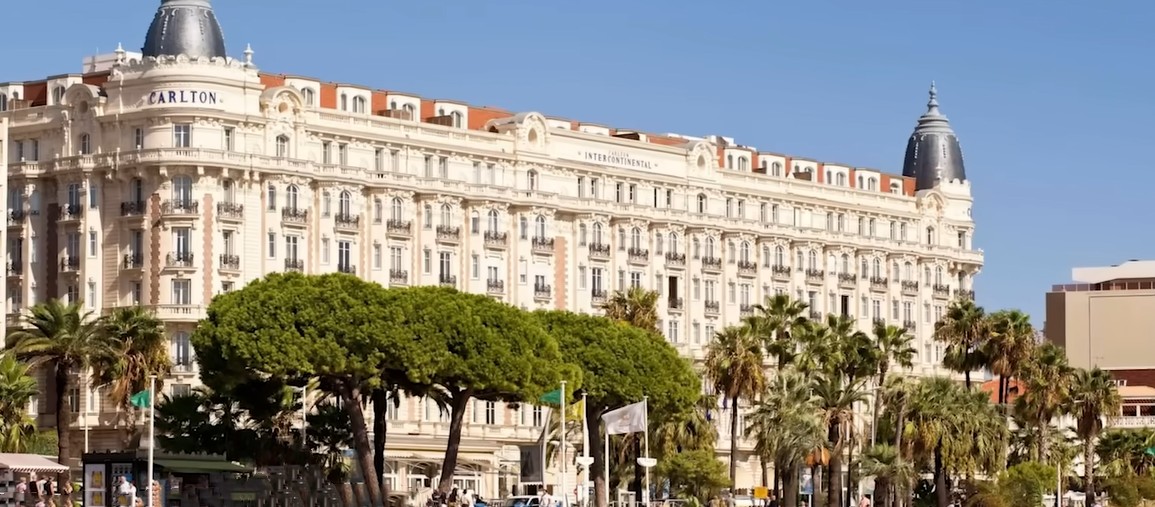 卡塔尔做什么能赚钱,卡塔尔世界杯赚钱了吗