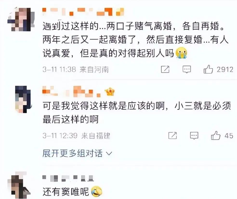 王菲谢霆锋机场公开亲密牵手,王菲谢霆锋机场牵手同框