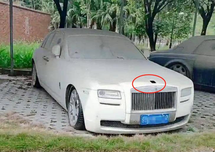 北京大院变“豪车坟场”，豪车成林，挂牌也没人敢开