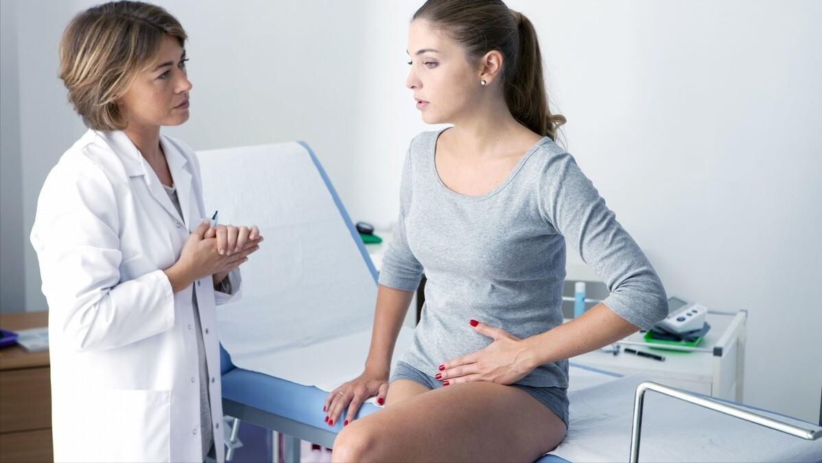 脖子下面长痘痘是什么原因,脸下面长痘痘是什么原因