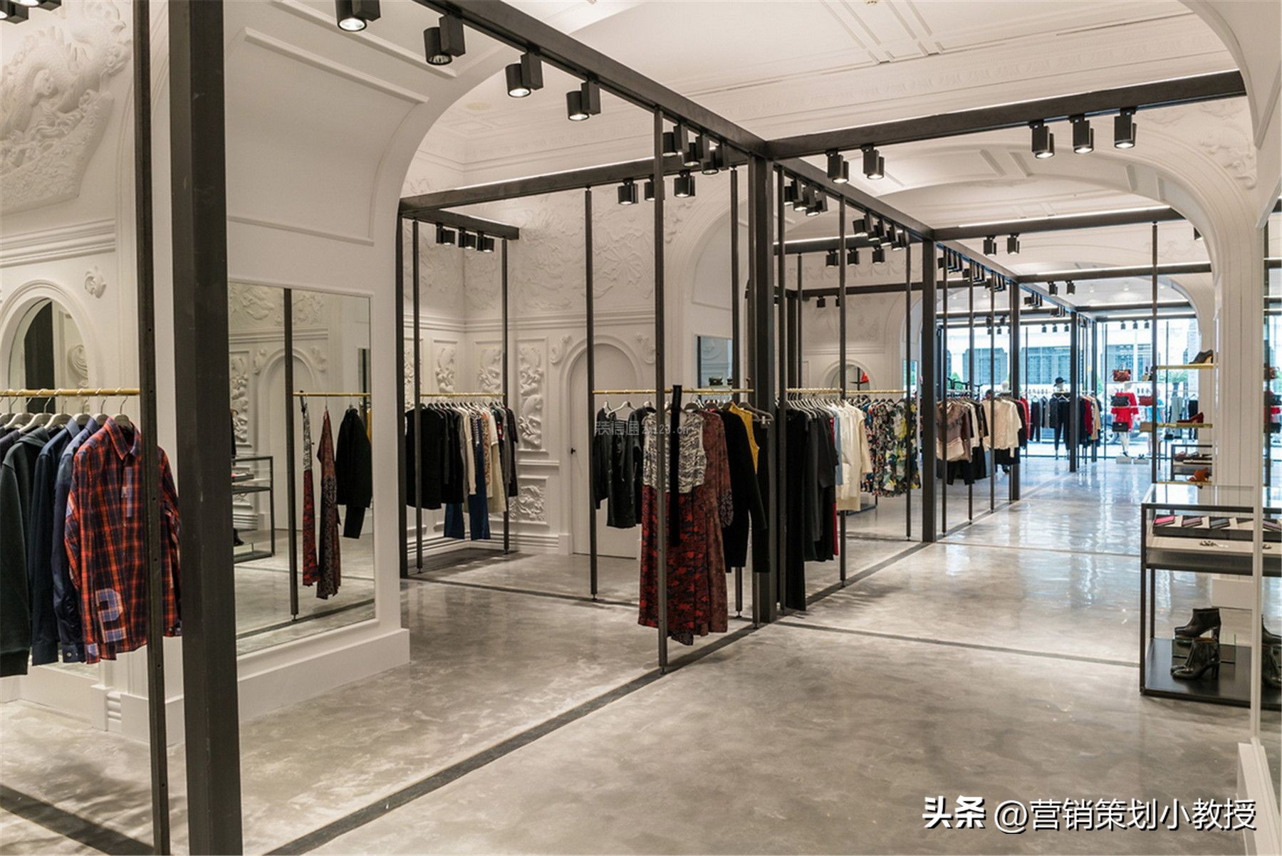 第31篇:穿名牌服饰,不但你不花钱,每年还能赚到钱