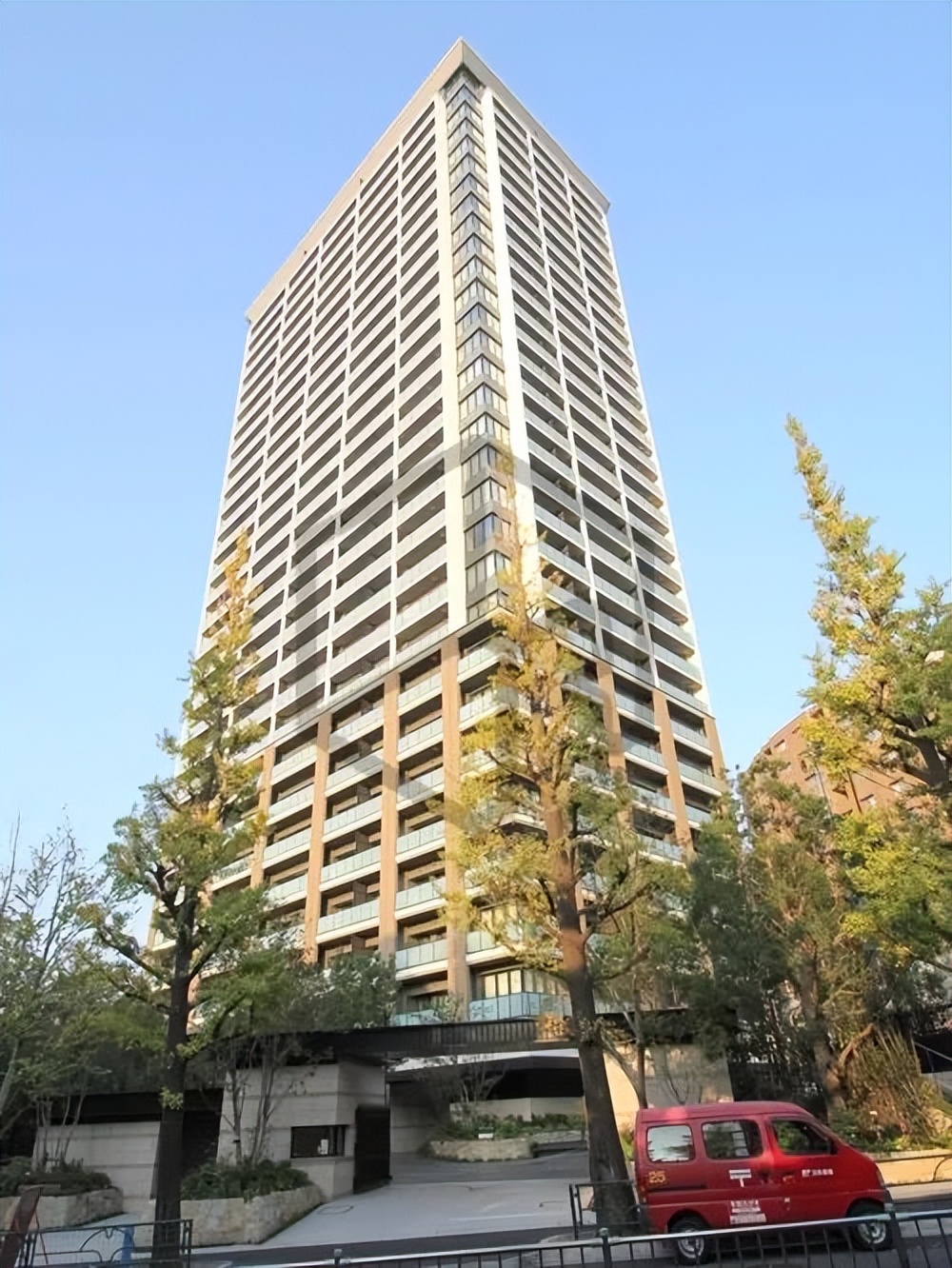 背着房贷还租房,背着几十年房贷过日子怎么样