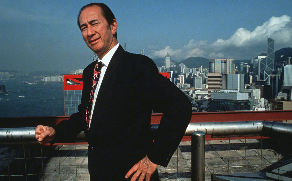 赌王何鸿燊：86万续命针每日一针，800万金丝楠木棺开启世纪葬礼