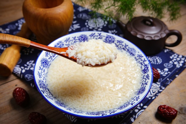 养胃的时候什么不能吃,为什么喝粥反酸烧心