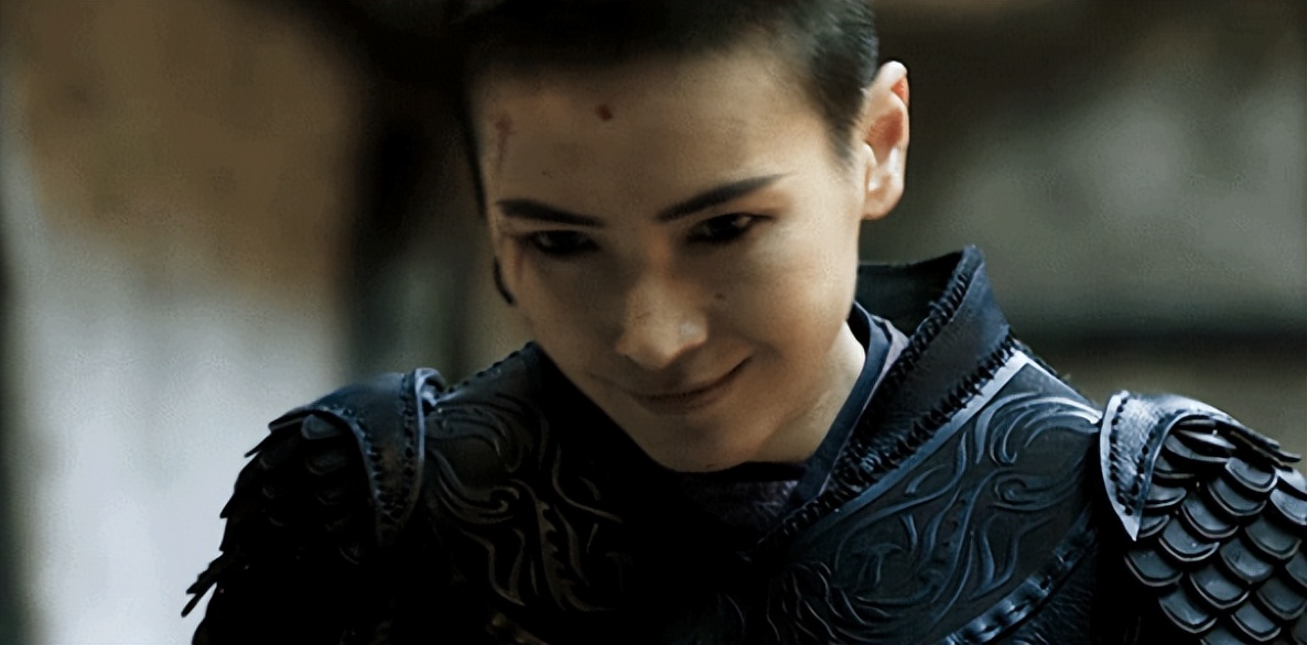 漂亮书生鞠婧祎女扮男装惊艳全场,鞠婧祎女扮男装头发散开看呆众人