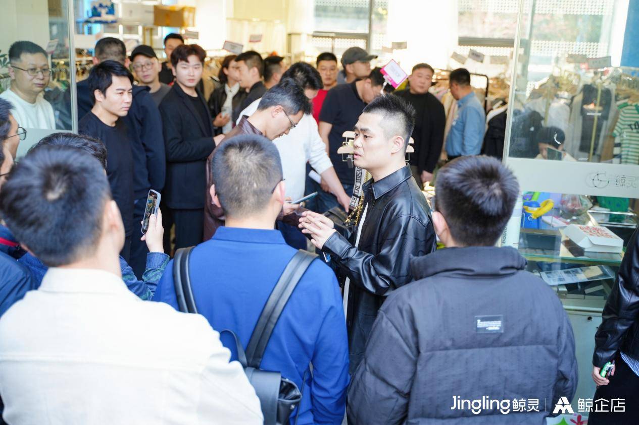 有精准私域流量1万人怎么变现,如何玩转私域流量实现价值变现