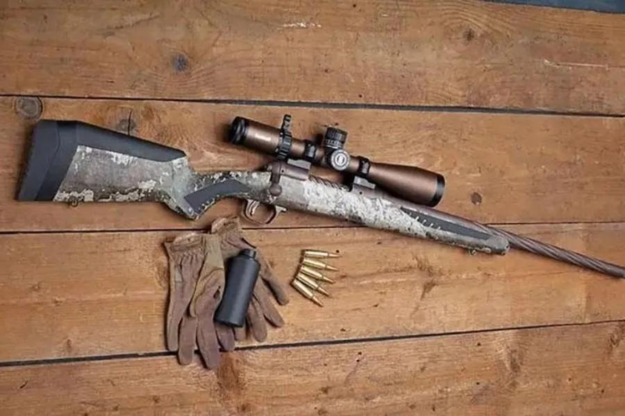 2015年加拿大：风流富豪看上女外甥美貌，谈判不成被害