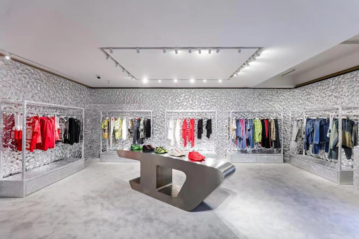 DIESEL2023春夏系列限时快闪店登陆苏州仁恒仓街