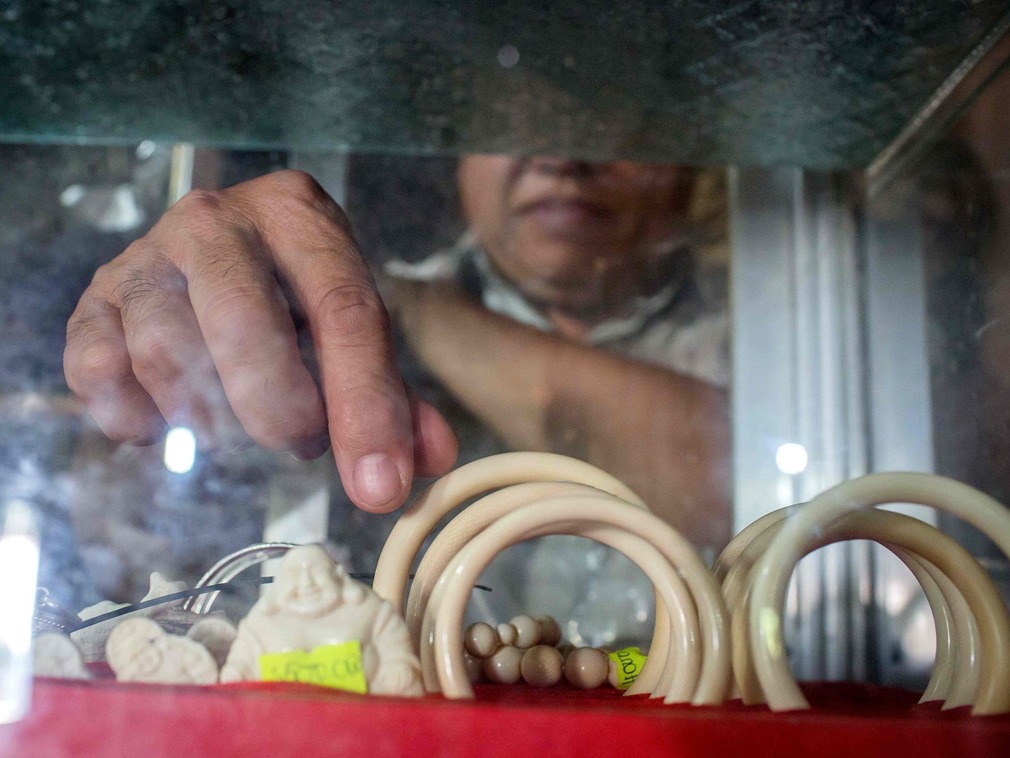 古董鉴别专家直播玉碗,30万左右的和田玉鉴定