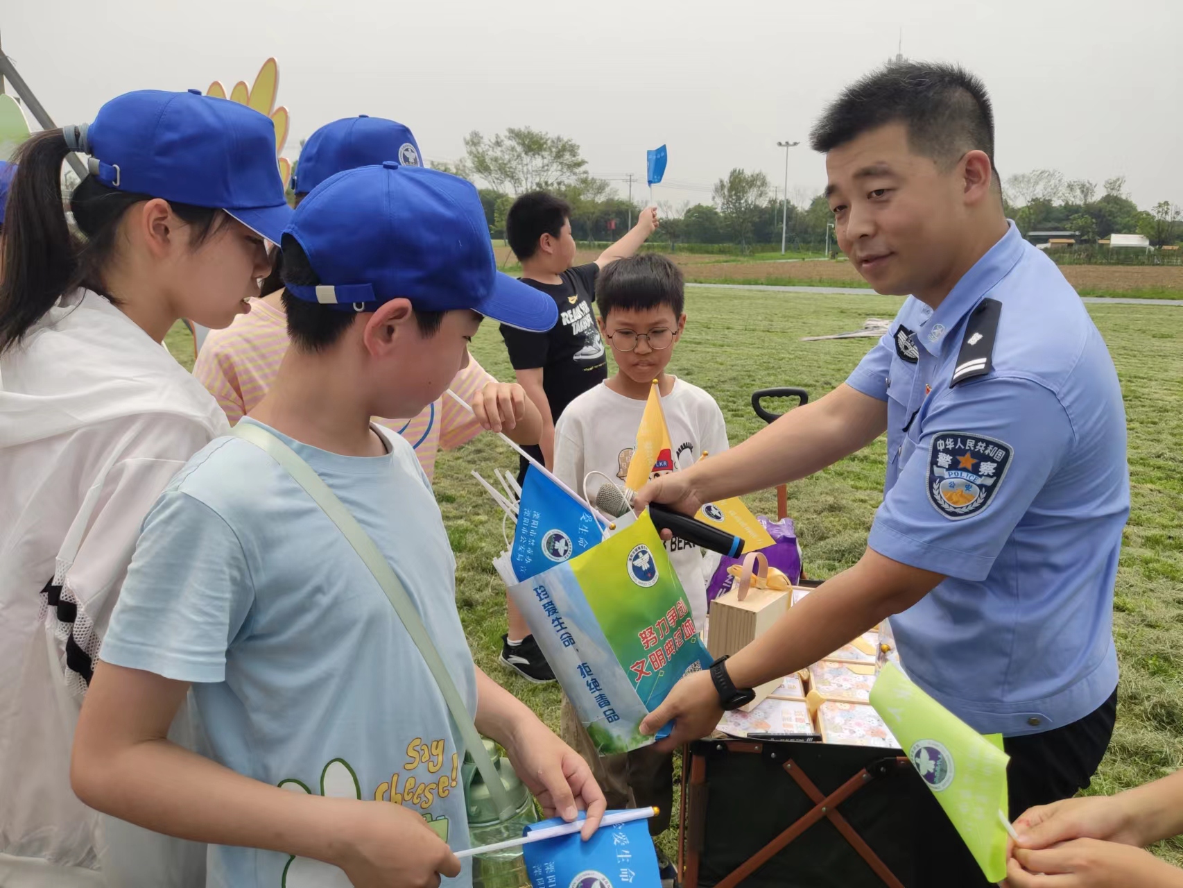 无毒有我禁毒绘画,无毒有我健康人生禁毒主题绘画