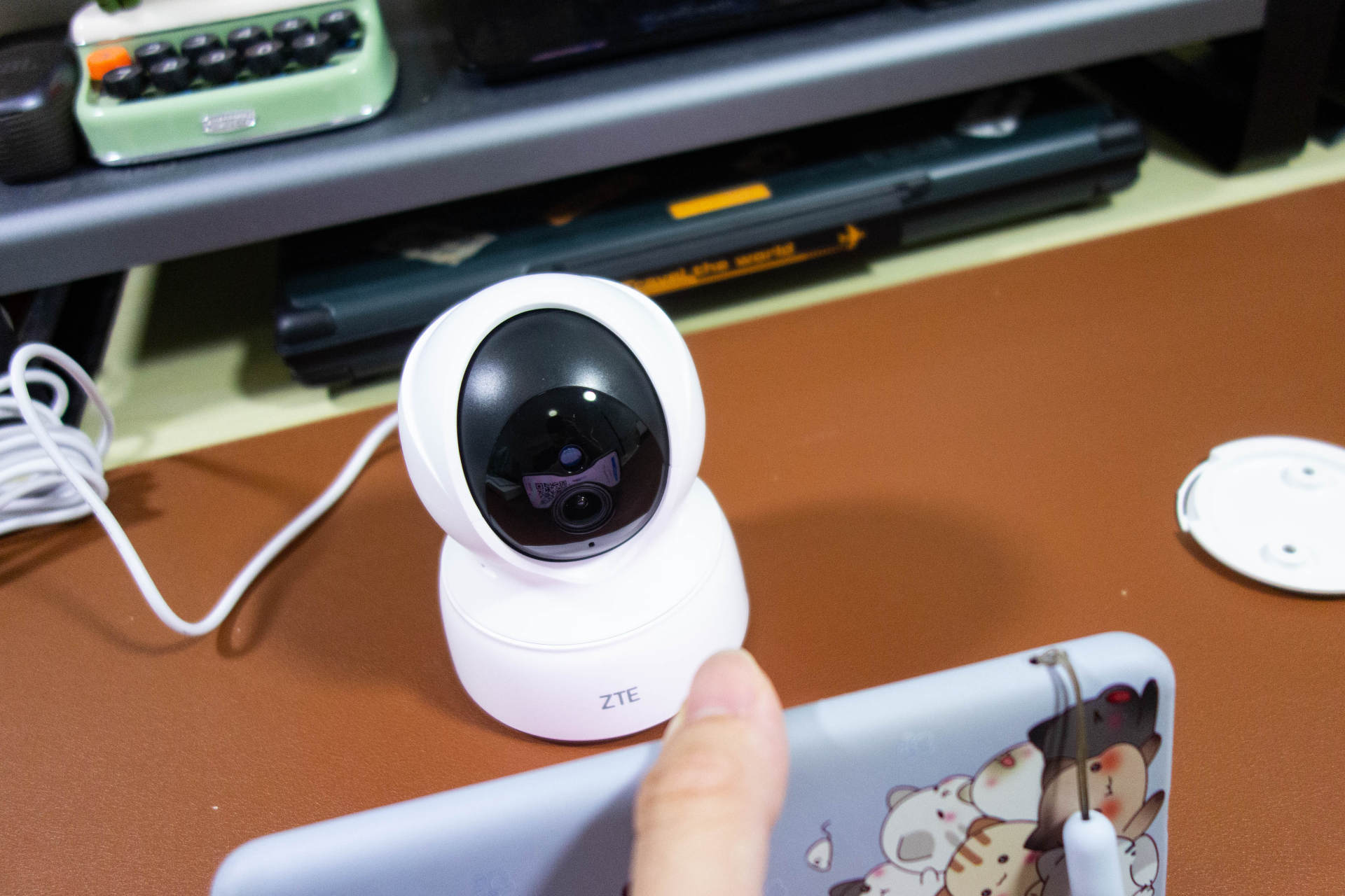 不开灯也能看得清，中兴小兴看看云台2.5K版摄像头体验